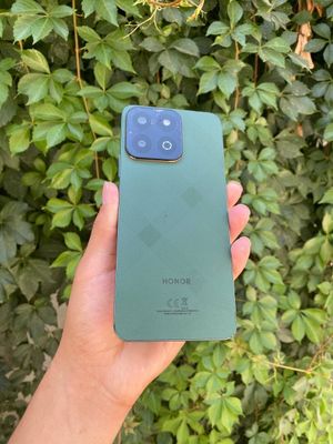 Honor X7c sotiladi 128/6+6Gb