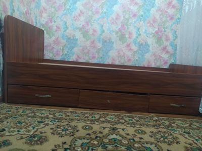 Кровать 1.90м деревянный