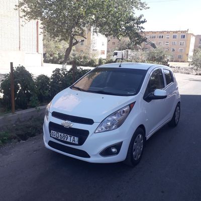 Chevrolet Spark Год 2020 Пробег 110 000 правый дверь Питно есть