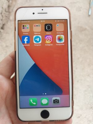 Telefon iphone 7 sotiladi