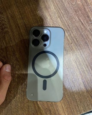 IPhone 15 pro 256 gb