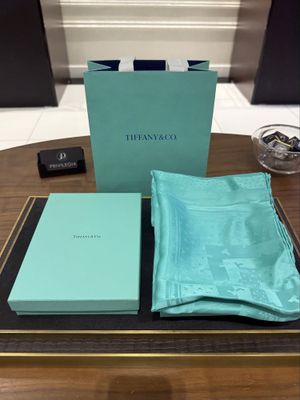 NEW Платок Tiffany & Co Dancing T 720302