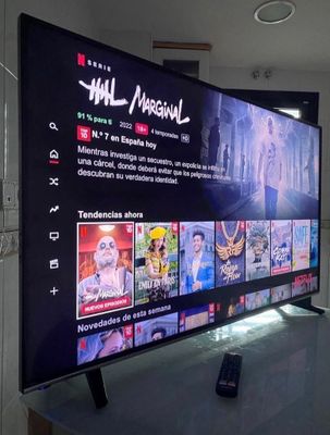 Televizor PREMIER 4K HDR SmartTV