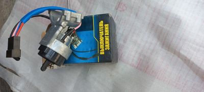 Продается замок зажигания ВАЗ Лада и форсунки на инжектор