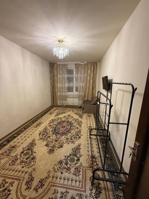 Kvartira Sheriklikka Choshtepadan 1 kishiga