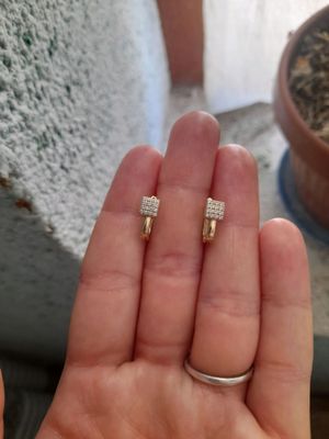 585 proba Tilla zirak sotiladi.