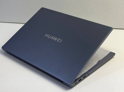 Huawei MateBook D16