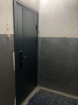 4 xonali kvartira 8- etaj liftlari doyim ishlab turadi