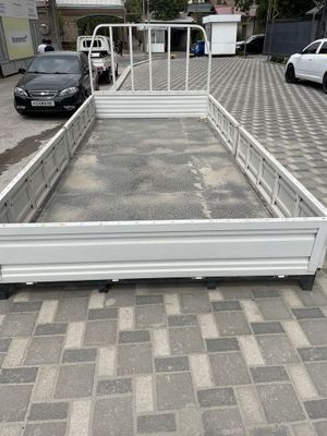 Isuzu avtomashinasi uchun tayyor bort