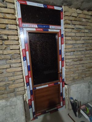 Akfa sz xoxlagan turdagi eshik va derazalar