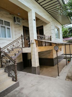 NAZARBEK. UY 6 sotix 7 ta xona