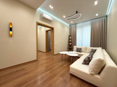 Сдается 2х ком квартира, ЖК Инфинити, ор-р: ул. С.Азимова, 67 м²