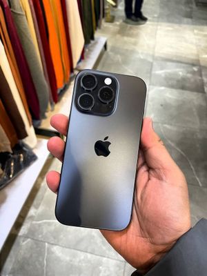 Iphone 16 pro 256 black