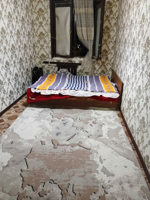 Kvartiraga qizlani qo'yamiz