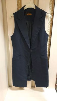 Jacket sotiladi