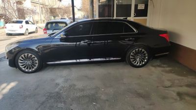 Genesis G90 Long