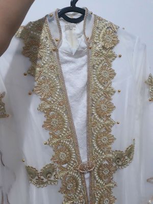 kiyilmagan Ansambil,qizil koylak kiyilgan