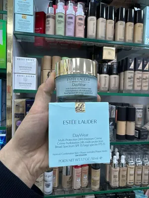 Estée Lauder Day Wear SPF 15