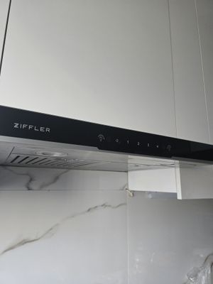 Вытяжка ziffler в хорошем состоянии