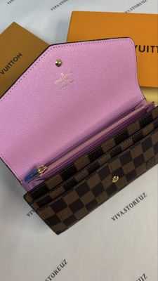 Кожаный кошелек LV