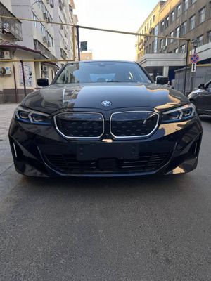 BMW i3 35L новый