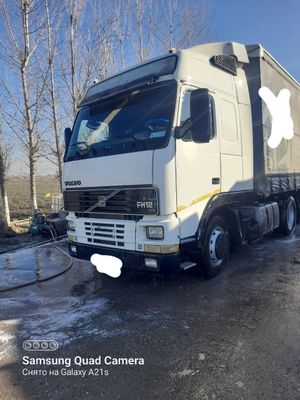 Volvo tyagach sotiladi