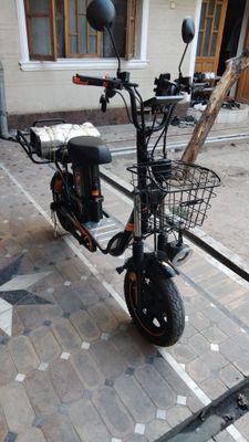 Elektro Skuter sotiladi Drongo Monstr modeli