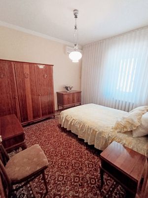 Сдаётся квартира 3х ком Мирабад Госпитальный рынок