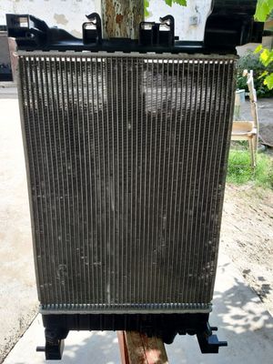 Kobolt ariginal radiator sotiladi.Mexanika.