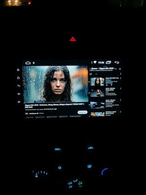 Monitor sotiladi (spark avtomobili uchun)