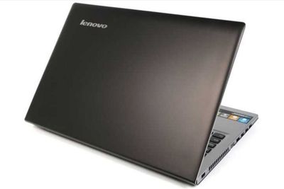Lenovo noutbooki sotiladi ofisni