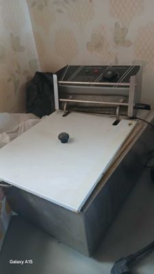 Продается фритюр на 7 л