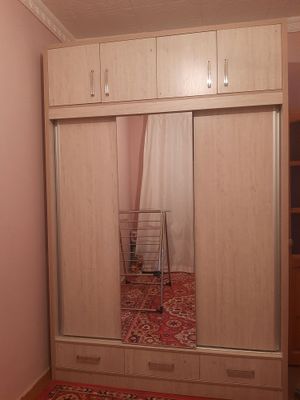 Шкаф