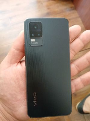 Vivo V21e sotiladi srochna
