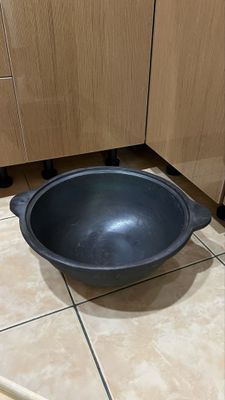 Чугунный казан с алюминевой крышкой