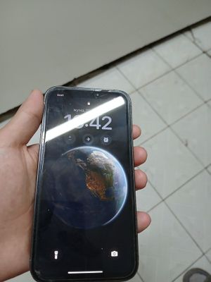 Iphone Xr 13pro korpusda.yomkost 78 orqa krishkasi singan true tone bo
