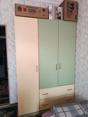 3 в 1, Parta-Kravat-Shkaf