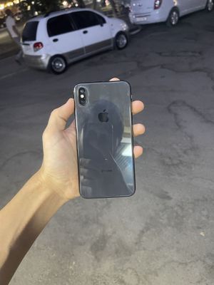 Iphone xs max 256 srocna