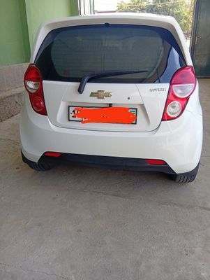 Spark 2 pozitsiya