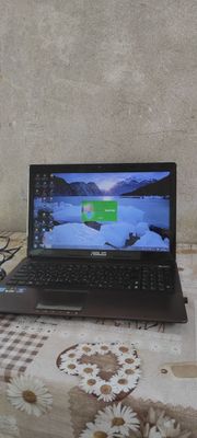 Asus notebook sotiladi ideal