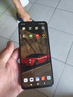 Redmi note 11 pro 8/128 gb Karobka dakument bor Orqasda qirlgan joyla