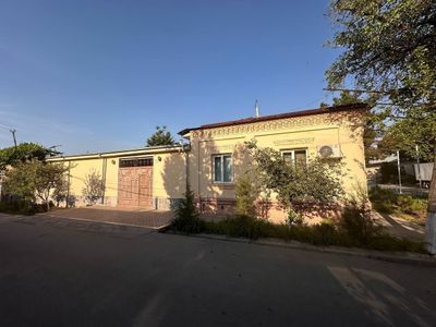 Uy sotiladi zòr joyda