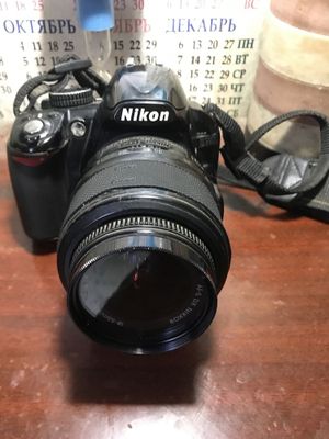 Никон д-3100 не новый,но рабочий