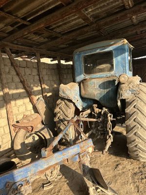 Traktor Belarus T 50