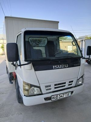 isuzu 2.5 сотилади