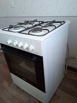 Газ плита прадаётся