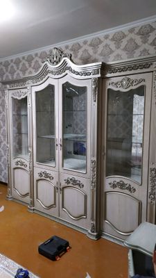 Stenka sotiladi. Narxi 3.5 mln