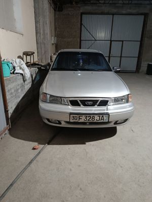 Nexia 1 2004 yil luks kondisaner