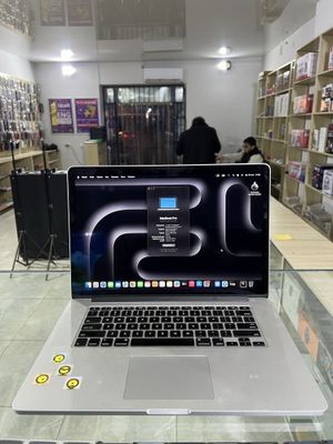 MacBook Pro 15 2013 core i7 16/512GB