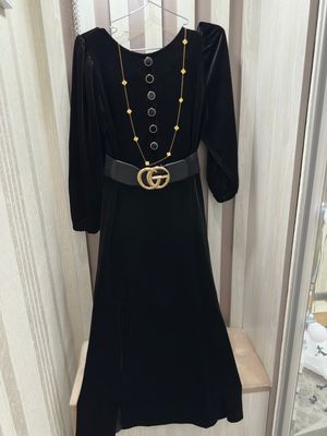 Liboslar 70ming razmer M L ga tugri keladi